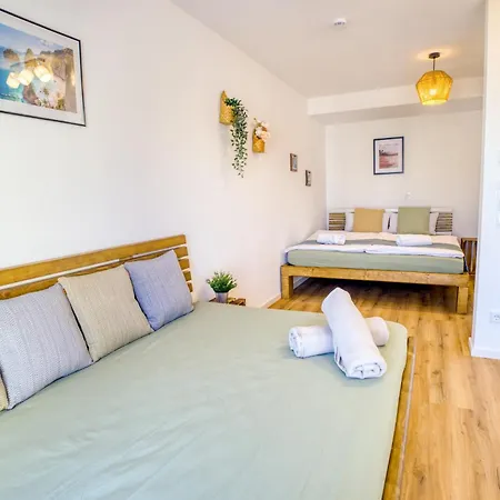 Design Bavaria - Kueche, Smart-tv & Mehr Apartment Scheyern